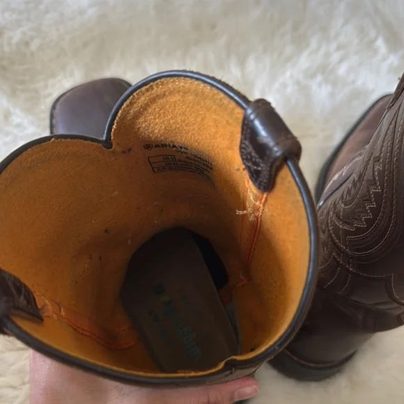 Ariat Brown Western Boots Classic Leather Design - Picture 6 of 10